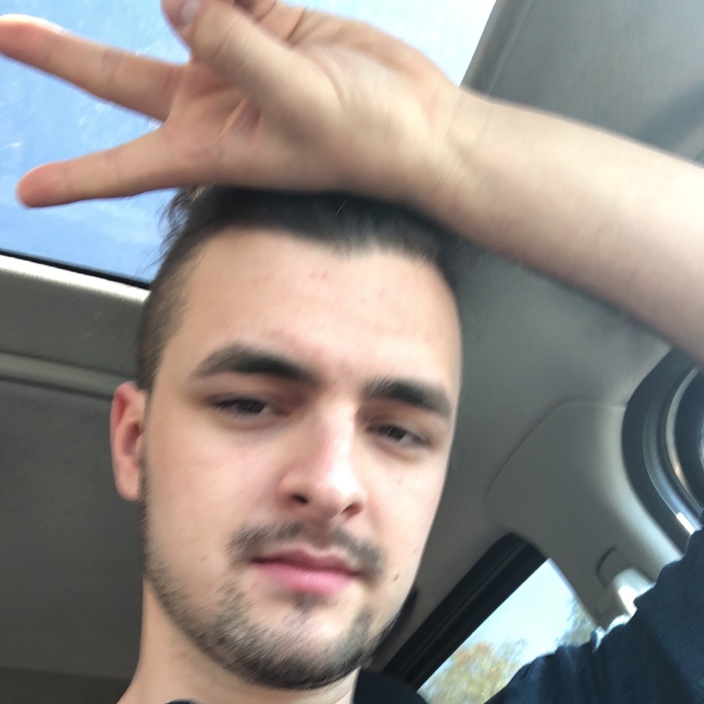 Meet your Posher, Alex